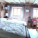 In By Interhome * Borgonovo