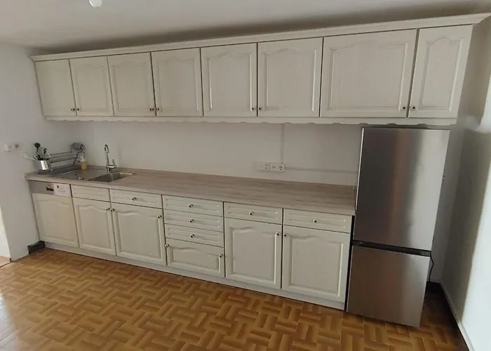 In By Interhome * Borgonovo