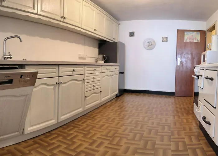 In By Interhome Borgonovo